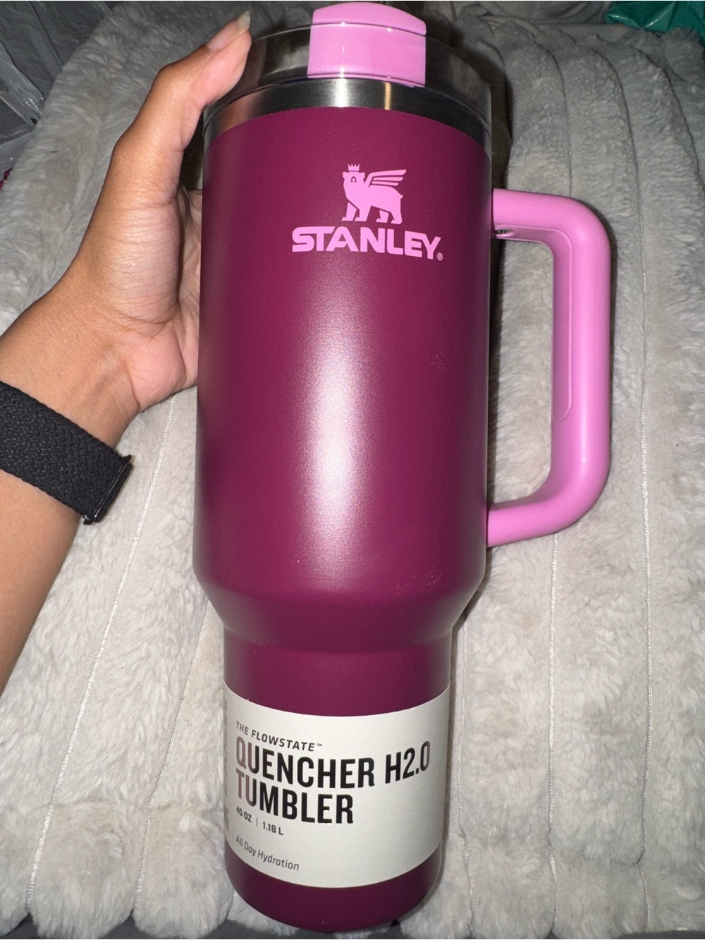 Stanley Quencher H2.0 Tumbler - Rose Bouquet - Picture 3 of 11